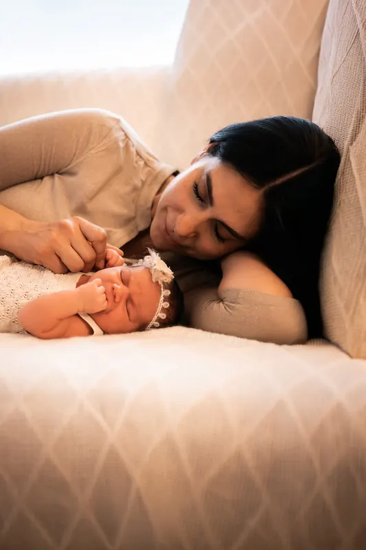 Kleine Baby-Details Hände und Füsse